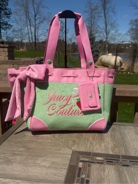 NWOT Juicy Couture Retro Strawberry Pink Mint Velour Tote Bag w/ Wristlet
